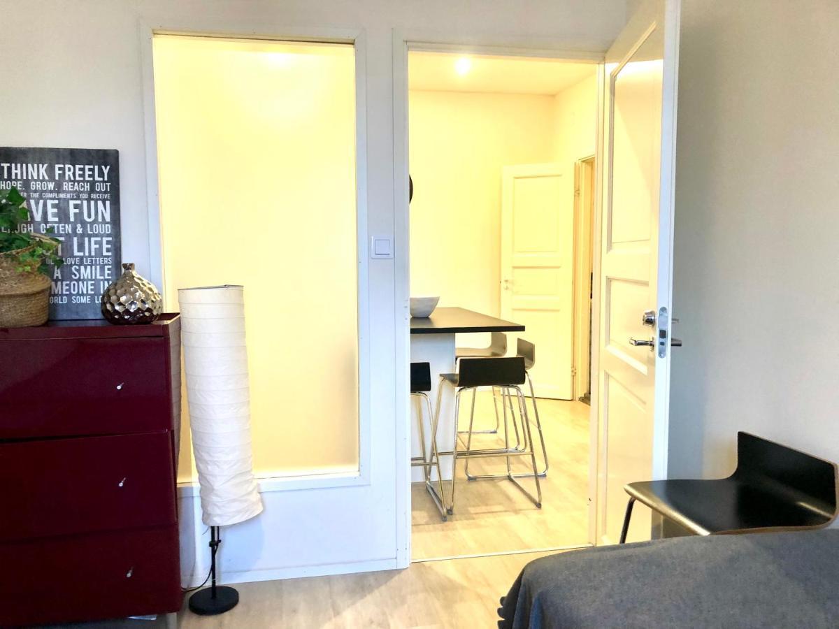 Scandinavian Desing Home 37 City Center In Kamppi เฮลซิงกิ ภายนอก รูปภาพ